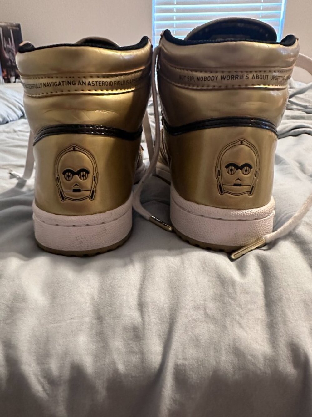 STAR WARS - Gold sneakers - Picture 4 of 9